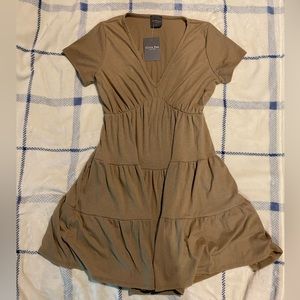 NWT Olivia Rae midi dress